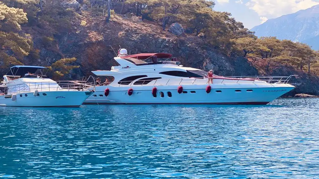 YACHT CLEOPATRA